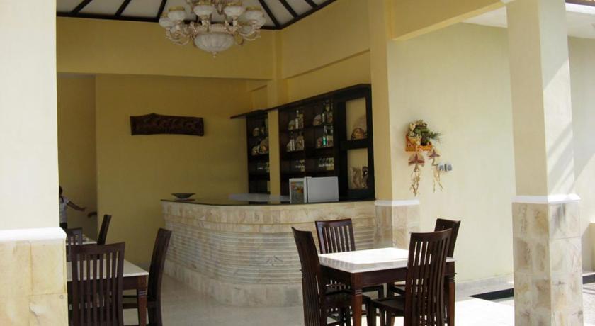 Oyo 2334 Melka Excelsior Hotel Singaraja Extérieur photo